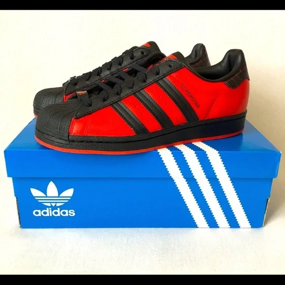 PlayStation X MARVEL SPIDER-MAN SUPERSTARS SIZE 8.5. New. Box not included. - Picture 2 of 11